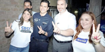 ¿DEJA ADRIÁN AL PRI?; TRAS DECLARAR QUE EL PAN IRÁ SÓLO POR LA GUBERNATURA EN 2027, EL LÍDER NACIONAL ALBIAZUL RECORRE CASAS DE MONTERREY Y JUEGA “CASCARITA” CON EL PRIISTA