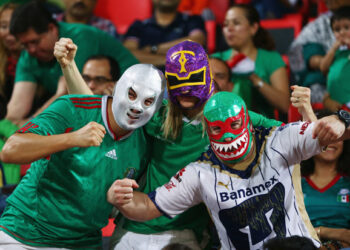 ¡FUERA MÁSCARAS! SANTO Y BLUE DEMON NO PODRÁN ENTRAR A ESTADIOS MUNDIALISTAS