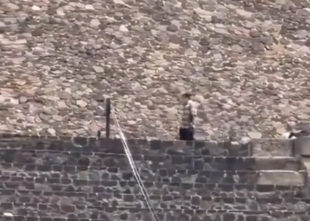 TIROTEO EN TEOTIHUACÁN; MATA A TURISTA CANADIENSE, HIERE A 4 TURISTAS EXTRANJERAS Y SE QUITA LA VIDA EN PIRÁMIDE DE LA LUNA