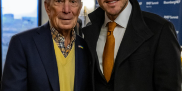 VA SAMUEL A CUMBRE GLOBAL EN NY; BUSCA SUMAR MÁS INVERSIONES EN EL BLOOMBERG SUMMIT ANUAL