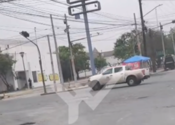 ROBA INDIGENTE CAMIONETA DE KANSAS CITY SOUTHERN Y DESATA PERSECUCIÓN EN GONZALITOS; CAPTAN MANIOBRAS PELIGROSAS