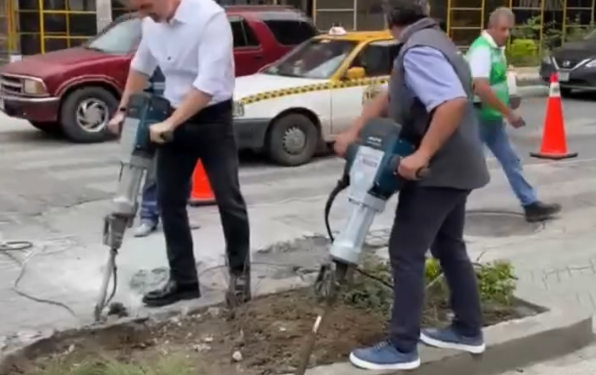 Y AHORA DEMUELE ADRIÁN JARDINERAS EN EL CENTRO; ASEGURA PRIISTA MEJORAR VIALIDAD