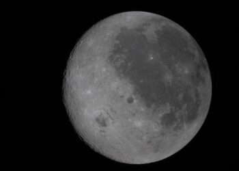 MÁS ALLÁ DEL LÍMITE: LA MISIÓN ARTEMIS II ROMPE EL RÉCORD HISTÓRICO DE DISTANCIA EN EL ESPACIO PROFUNDO