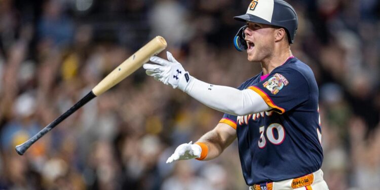 PODER CEMENTERO EN PETCO PARK: GAVIN SHEETS SENTENCIA A LOS ROCKIES CON UN WALK-OFF DRAMÁTICO