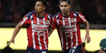 PRUEBA DE FUEGO EN EL VOLCÁN: CHIVAS VISITA A TIGRES CON EL LIDERATO EN JUEGO Y BAJAS SENSIBLES 3 PRUEBA DE FUEGO EN EL VOLCÁN: CHIVAS VISITA A TIGRES CON EL LIDERATO EN JUEGO Y BAJAS SENSIBLES