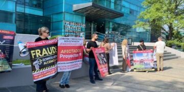 DENUNCIAN DEFRAUDADOS CÁRTEL INMOBILIARIO EN NL; ACUSAN A ADRIÁN Y A SU HERMANO DE 'CONGELAR' INVESTIGACIÓN CONTRA DESARROLLADORA PROYECTOS 9 6 DENUNCIAN DEFRAUDADOS CÁRTEL INMOBILIARIO EN NL; ACUSAN A ADRIÁN Y A SU HERMANO DE ‘CONGELAR’ INVESTIGACIÓN CONTRA DESARROLLADORA PROYECTOS 9