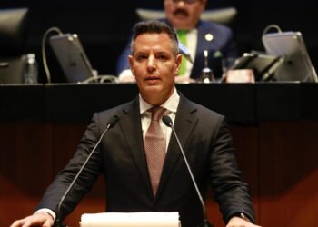 SE REÚNE MURAT CON CORCHOLATAS DE MORENA NL; SOSTIENE DELEGADO PRIMER ENCUENTRO CON WALDO, MIJES, TATIANA Y CLARA LUZ