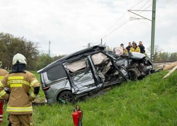 LUTO EN EL FÚTBOL EUROPEO: FALLECE EL EXPORTERO ALEX MANNINGER EN UN TRÁGICO ACCIDENTE FERROVIARIO