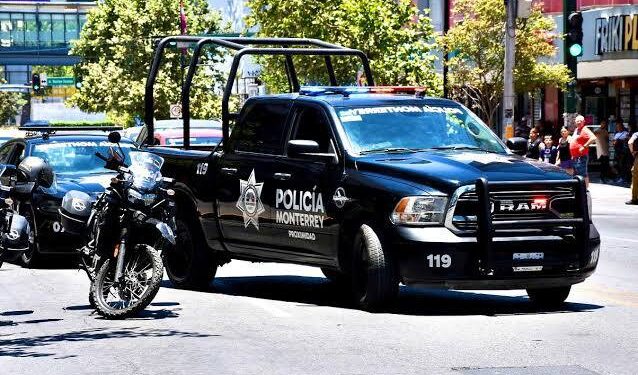 ARDE CENTRO DE MONTERREY; SE DISPARA VIOLENCIA Y DROGA EN TERCERA GESTIÓN DE ADRIÁN.