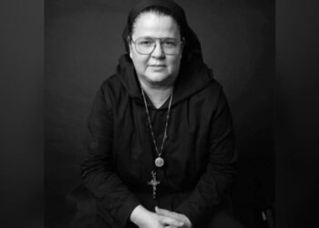 DEJA HIJA DE MAURICIO EXITOSA CARRERA EN EL MUNDO DEL ARTE PARA CONVERTIRSE EN ERMITAÑA CONTEMPLATIVA; SE CONVIERTE MARÍA VANESSA FERNÁNDEZ EN SOR STELLA MARIS