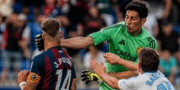 MANO DURA EN EL FÚTBOL ESPAÑOL: ESTEBAN ANDRADA RECIBE HISTÓRICA SANCIÓN DE 13 PARTIDOS