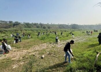 RETIRAN VOLUNTARIOS 70 TONELADAS DE RESIDUOS Y MÁS DE 1700 LLANTAS DEL RÍO SANTA CATARINA FOK PONTE NUEVO, PONTE MUNDIAL