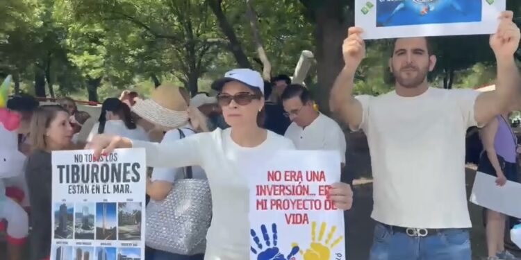 PROTESTAN DEFRAUDADOS DE PROYECTOS 9 EN SAN PEDRO DE PINTA; CUESTIONAN AMPARO OTORGADO A LOBATÓN