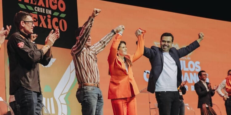 ‘LO DIGO CON TODAS SUS LETRAS: MONTERREY, AQUÍ ESTOY’; REITERA MARTHA HERRERA QUE VA POR LA ALCALDÍA REGIA