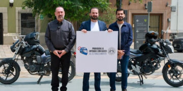 OBLIGARÁ SAN PEDRO A QUITARSE EL CASCO; BUSCAN EVITAR QUE REPARTIDORES INGRESEN A RESTAURANTES CON EL ROSTRO CUBIERTO