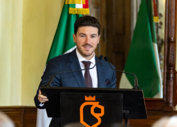 INVITA SAMUEL A RETOMAR NEGOCIACIÓN POR PRESUPUESTO; PIDE MANDATARIO ESTATAL AL CONGRESO REABRIR DIÁLOGO
