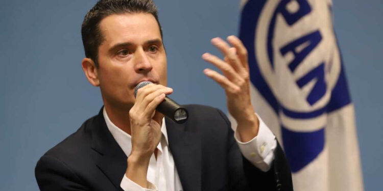 IRÍA MARGÁIN A DESARROLLO HUMANO DE MONTERREY; OCUPARÍA SILLA QUE DEJÓ VACANTE KARINA BARRÓN