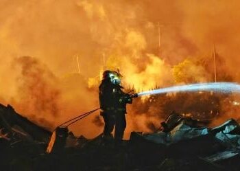 TRAGEDIA EN LIUYANG: EXPLOSIÓN EN FÁBRICA DE PIROTECNIA DEJA 21 MUERTOS Y DECENAS DE HERIDOS EN CHINA