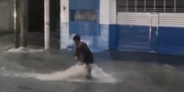 DEJAN LLUVIAS INUNDACIONES, CIERRES VIALES Y HASTA CASCADAS EN MONTERREY