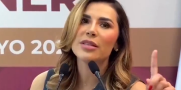NIEGA GOBERNADORA APAGONES… Y SE VA LA LUZ EN PLENA CONFERENCIA