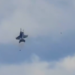 CHOCAN AVIONES DE COMBATE EN SHOW AÉREO DE EU; PILOTOS LOGRAN EYECTARSE