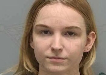 TRAGEDIA EN KATY: DETIENEN EN FLORIDA A MADRE ACUSADA POR LA MUERTE DE SUS HIJAS INTOXICADAS CON COCAÍNA