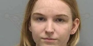 TRAGEDIA EN KATY: DETIENEN EN FLORIDA A MADRE ACUSADA POR LA MUERTE DE SUS HIJAS INTOXICADAS CON COCAÍNA