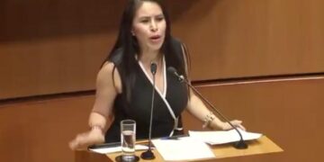 PRESUME SENADORA DE MORENA QUE, A DIFERENCIA DE SUS ADVERSARIOS, EN LA 4T SÍ SE SABEN LA FRASE DE JUÁREZ … Y LA DICE MAL