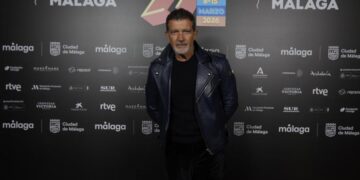 FALSO DÉFICIT EN MÁLAGA: ANTONIO BANDERAS DESMIENTE CATEGÓRICAMENTE ESTAR EN BANCARROTA
