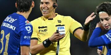 TORMENTA EN EL ARBITRAJE: CRUZ AZUL EXIGE CAMBIO DE SILBANTE PARA LA GRAN FINAL CONTRA PUMAS