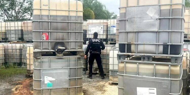 ASEGURAN METANFETAMINA EN REFINERÍA DE HUACHICOL REVENTADA EN ALLENDE. 1 ASEGURAN METANFETAMINA EN REFINERÍA DE HUACHICOL REVENTADA EN ALLENDE.