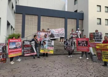ACUSAN DEFRAUDADOS DE PROYECTOS 9 A FISCALÍA DE PROTEGER A LOBATÓN; ADVIERTEN QUE BLOQUEARÁN AVENIDAS SI NO ES DETENIDO
