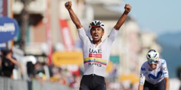 HAZAÑA HISTÓRICA EN EL OLIMPO CICLISTA: EL ECUATORIANO JONATHAN NARVÁEZ REVIENTA EL GIRO DE ITALIA CON UN TRIPLETE DE ETAPAS LEGENDARIO 2 HAZAÑA HISTÓRICA EN EL OLIMPO CICLISTA: EL ECUATORIANO JONATHAN NARVÁEZ REVIENTA EL GIRO DE ITALIA CON UN TRIPLETE DE ETAPAS LEGENDARIO