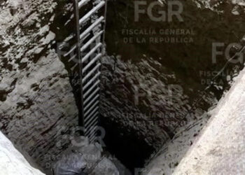 ENCUENTRA FGR TÚNEL DE HUACHICOL EN SANTA CATARINA; ASEGURAN 184 MIL LITROS DE COMBUSTIBLE