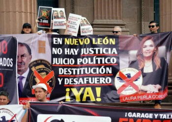 EXIGEN DEFRAUDADOS DE CREARE DESTITUCIÓN DEL FISCAL Y DE LA PRESIDENTA DEL PODER JUDICIAL; PROTESTAN AFECTADOS POR FRAUDE DE MÁS DE 3 MIL MILLONES DE PESOS