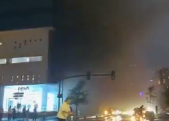 EVACÚAN A MÁS DE 700 PERSONAS POR CONATO DE INCENDIO EN PABELLÓN M