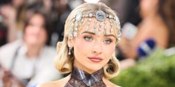 MEDIDAS DE CHOQUE ANTE EL ACOSO EN HOLLYWOOD: CORTE CONCEDE ORDEN DE ALEJAMIENTO A SABRINA CARPENTER TRAS INTENTOS DE INVASIÓN A SU HOGAR 3 MEDIDAS DE CHOQUE ANTE EL ACOSO EN HOLLYWOOD: CORTE CONCEDE ORDEN DE ALEJAMIENTO A SABRINA CARPENTER TRAS INTENTOS DE INVASIÓN A SU HOGAR