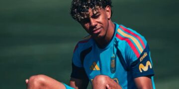 BUENAS NOTICIAS PARA LA ROJA: LAMINE YAMAL ACELERA SU RECUPERACIÓN Y APUNTA AL DEBUT DE ESPAÑA EN EL MUNDIAL 2026 2 BUENAS NOTICIAS PARA LA ROJA: LAMINE YAMAL ACELERA SU RECUPERACIÓN Y APUNTA AL DEBUT DE ESPAÑA EN EL MUNDIAL 2026