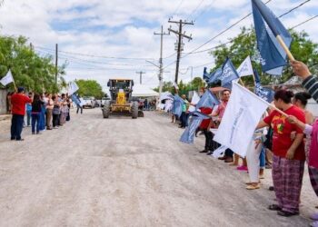 ANUNCIA RAÚL CANTÚ NUEVA PAVIMENTACIÓN; AVANZA PROGRAMA DE OBRAS SIN DEUDA EN SALINAS VICTORIA
