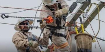 ANUNCIA CFE CORTES DE LUZ EN MONTERREY; SUSPENDERÁN TEMPORALMENTE EL SERVICIO EL DOMINGO