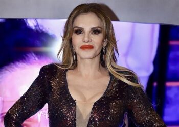 CELEBRIDADES BAJO ATAQUE DIGITAL: LUCÍA MÉNDEZ ASEGURA QUE LAS CRÍTICAS EN SU CONTRA SON ORQUESTADAS POR BOTS