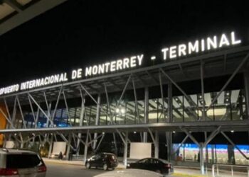 SUFREN APAGÓN EN EL AEROPUERTO; MANTIENEN VUELOS Y OPERACIONES