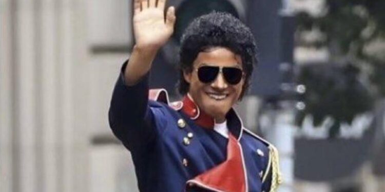FENÓMENO EN LAS SALAS DE CINE: LA BIOPIC MICHAEL SUPERA LOS 900 MILLONES DE DÓLARES EN RECAUDACIÓN Y ROZA LA GLORIA EN LA TAQUILLA GLOBAL 1 FENÓMENO EN LAS SALAS DE CINE: LA BIOPIC MICHAEL SUPERA LOS 900 MILLONES DE DÓLARES EN RECAUDACIÓN Y ROZA LA GLORIA EN LA TAQUILLA GLOBAL