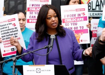CHOQUE INSTITUCIONAL EN EE.UU.: TRUMP AMENAZA CON INTERVENIR WASHINGTON SI LA PROGRESISTA JANEESE LEWIS GEORGE GANA LA ALCALDÍA
