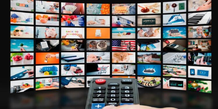 FOX CORPORATIONS ADQUIERE ROKU POR 22 MIL MILLONES DE DÓLARES EN UN AGRESIVO EMBATE POR EL REPARTO DEL STREAMING