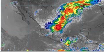 TRAERÍA ‘ARTHUR’ LLUVIAS INTENSAS A NUEVO LEÓN; PRIMERA TORMENTA TROPICAL PODRÍA CONVERTISE EN CICLÓN EN LAS PRÓXIMAS HORAS