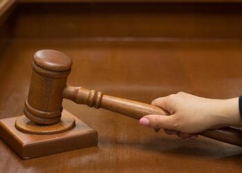 JUEZ CONDENA A CUATRO CADENAS PERPETUAS A UN PADRE POR TORTURA SISTEMÁTICA Y ABUSOS CONTRA SUS HIJOS