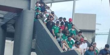 ROMPE ESTACIÓN Y GRIEGA DEL METRO RÉCORD DE AFLUENCIA POR PARTIDO MÉXICO VS. COREA DEL SUR; LLEGAN 33 MIL AL FAN FEST POR SISTEMA DE TRANSPORTE 2 ROMPE ESTACIÓN Y GRIEGA DEL METRO RÉCORD DE AFLUENCIA POR PARTIDO MÉXICO VS. COREA DEL SUR; LLEGAN 33 MIL AL FAN FEST POR SISTEMA DE TRANSPORTE