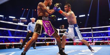 SHAKUR STEVENSON RESPONDE A LOS DESAFÍOS DE DEVIN HANEY Y FIJA SUS CONDICIONES PARA LA PELEA DEL SIGLO 2 SHAKUR STEVENSON RESPONDE A LOS DESAFÍOS DE DEVIN HANEY Y FIJA SUS CONDICIONES PARA LA PELEA DEL SIGLO