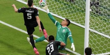 EL TRICOLOR DE JAVIER AGUIRRE CLAUSURA SU ARCO Y SE INSTALA EN EL EXCLUSIVO CLUB DE LAS CUATRO DEFENSAS IMBATIDAS DEL PLANETA